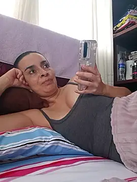 Samantha Sullivan  online show from March 27, 12:27 pm