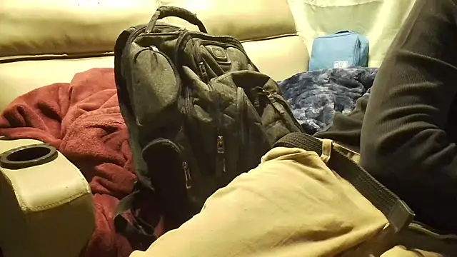 overaveragefreak4you online show from March 17, 12:52 pm