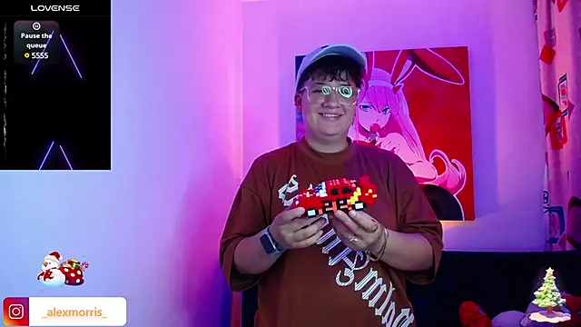 Snapshot of _AlexMorris chatting on December 13, 3:49 am AlexMorris online show from December 13, 3:49 am