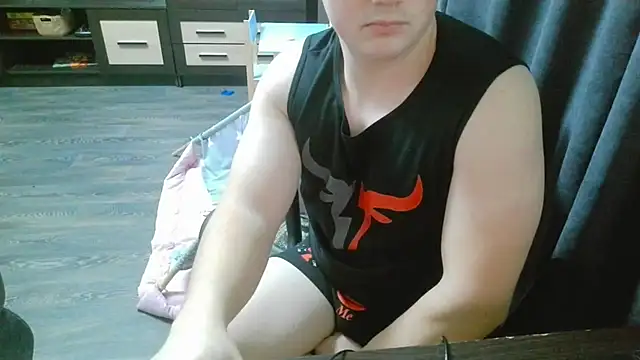 Snapshot of gamblingbum chatting on February 10, 4:49 am gamblingbum online show from February 10, 4:49 am