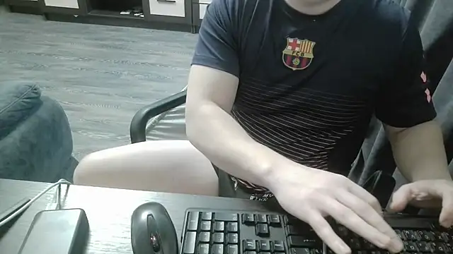 Snapshot of gamblingbum chatting on March 1, 1:02 pm gamblingbum online show from March 1, 1:02 pm