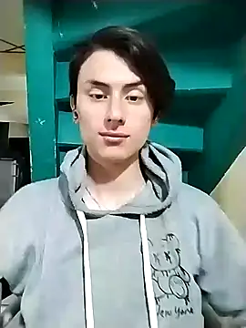 Snapshot of Alann_sr chatting on September 14, 4:33 am Alann sr online show from September 14, 4:33 am