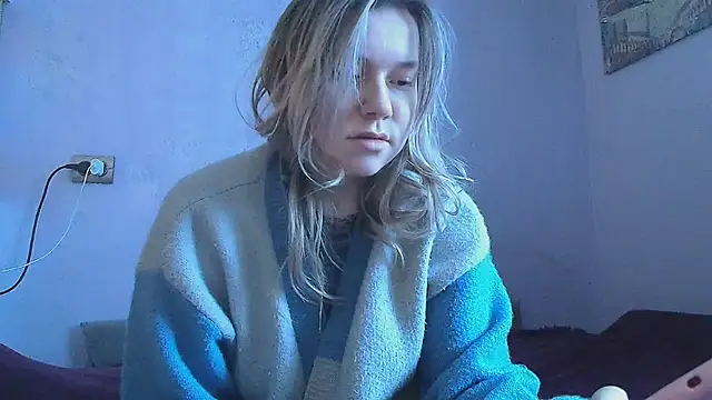 Snapshot of TaylorBre chatting on March 5, 11:28 am TaylorBre online show from March 5, 11:28 am