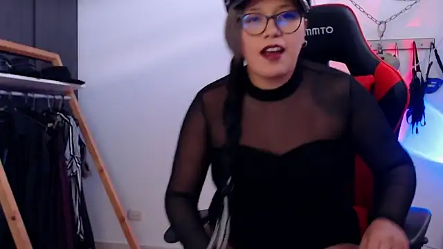 LilithSharon online show from October 4, 4:49 pm