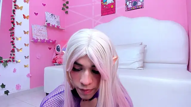 DaripQueen online show from March 5, 6:23 pm