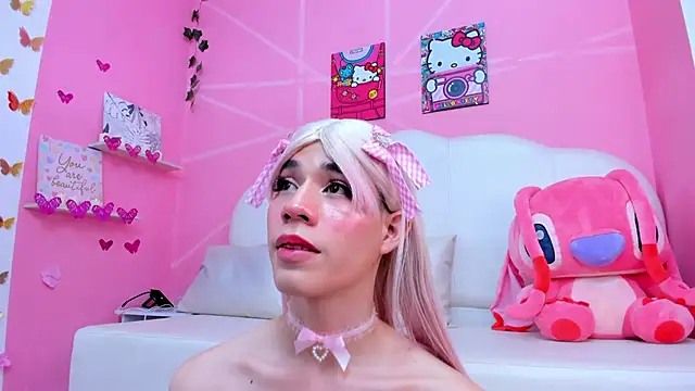 DaripQueen online show from March 18, 4:48 pm