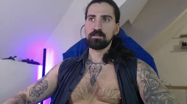 MateoHunk online show from February 22, 4:30 pm