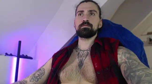 MateoHunk online show from March 3, 6:44 pm