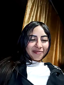 Snapshot of Kenia_Moreno1 chatting on December 15, 12:26 am Kenia Moreno1 online show from December 15, 12:26 am