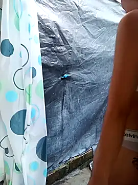 Snapshot of Kenia_Moreno1 chatting on December 17, 2:23 pm Kenia Moreno1 online show from December 17, 2:23 pm