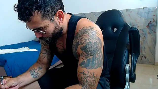 hanz col online show from November 11, 10:37 am