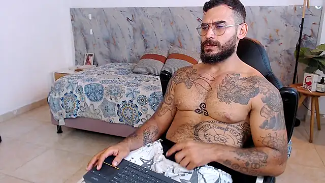 hanz col online show from November 24, 1:16 am