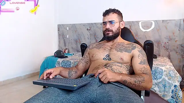 hanz col online show from November 30, 11:42 pm