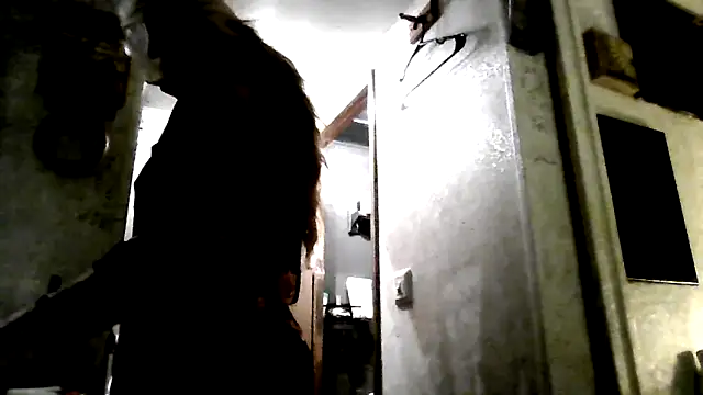 Snapshot of LitLilt chatting on February 20, 12:51 am LitLilt online show from February 20, 12:51 am