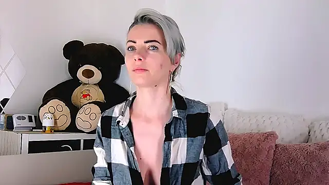 Aly girl1 online show from May 3, 6:08 am