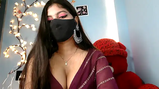 Snapshot of Reena_Singh53 chatting on September 21, 1:57 pm Reena Singh53 online show from September 21, 1:57 pm