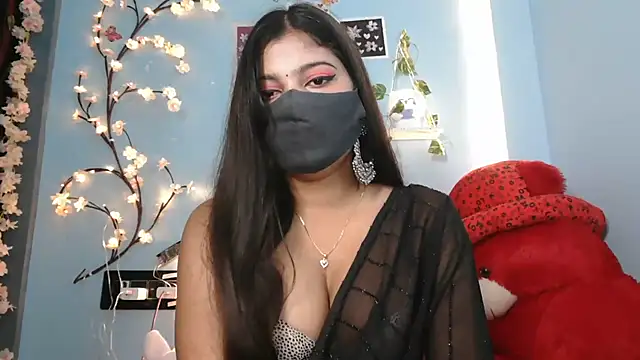 Reena Singh53 online show from October 27, 1:26 pm