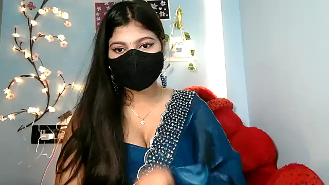 Reena Singh53 online show from November 15, 1:18 pm