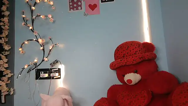 Reena Singh53 online show from December 22, 12:02 pm