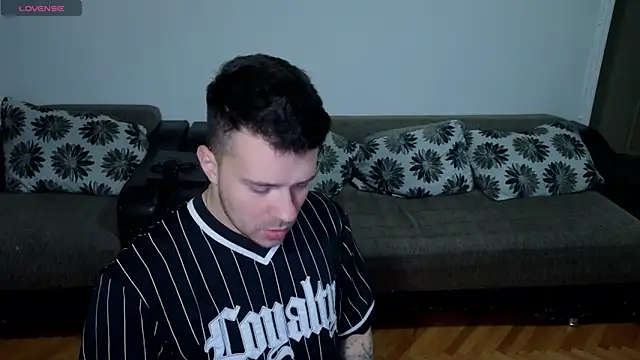 JohnnyStepBro online show from April 17, 5:05 pm