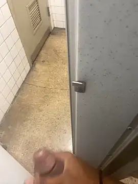 Snapshot of zeekBbc chatting on March 13, 7:17 pm zeekBbc online show from March 13, 7:17 pm