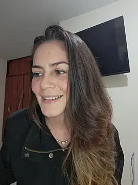 Snapshot of Hanny_24 chatting on January 15, 8:12 pm Hanny 24 online show from January 15, 8:12 pm