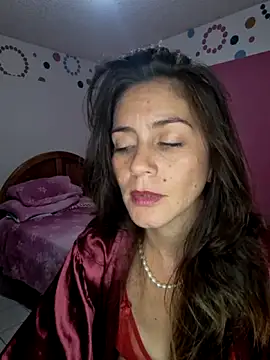 Hanny 24 online show from April 28, 2:27 am
