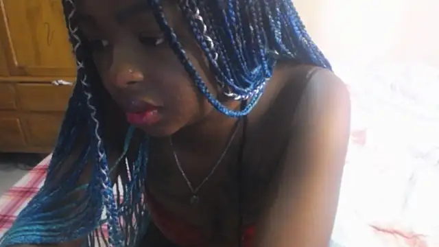  Zooee online show from February 10, 1:55 pm