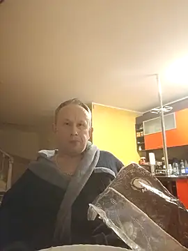 X46x online show from December 14, 5:35 am