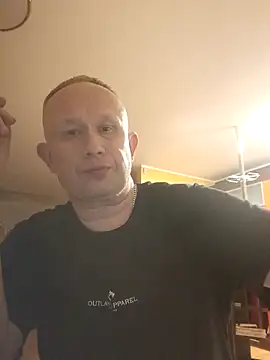 X46x online show from December 19, 5:14 am