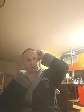 X46x online show from January 11, 6:07 am