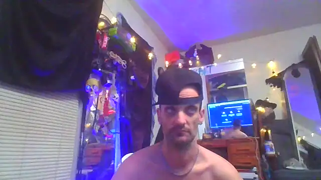 Snapshot of slinginbigD chatting on January 17, 4:06 am slinginbigD online show from January 17, 4:06 am