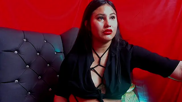 Little Ivy online show from January 17, 4:04 pm