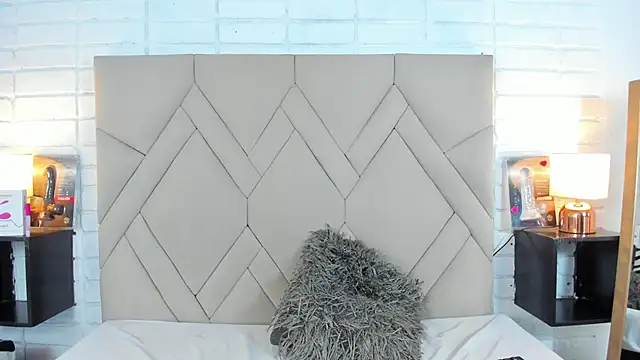 Snapshot of Isis_Osman chatting on January 13, 7:10 pm Isis Osman online show from January 13, 7:10 pm