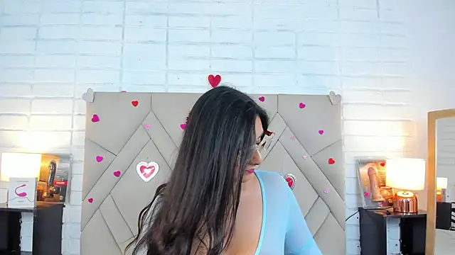 Snapshot of Isis_Osman chatting on February 28, 8:28 pm Isis Osman online show from February 28, 8:28 pm