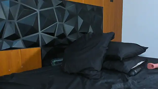 Snapshot of Wendy_Marchall chatting on January 7, 10:19 pm Wendy Marchall online show from January 7, 10:19 pm