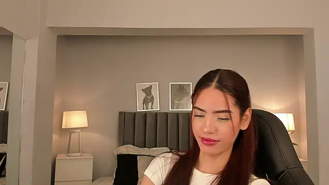 Madie  collins online show from March 12, 11:09 am