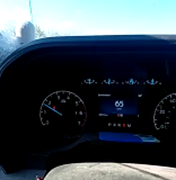 vanscr1 online show from April 8, 2:28 pm