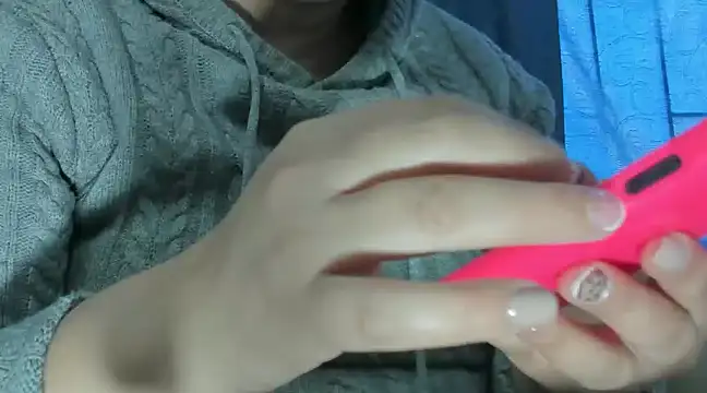 Snapshot of Extrem_HairyPussy chatting on January 27, 4:01 pm Extrem HairyPussy online show from January 27, 4:01 pm