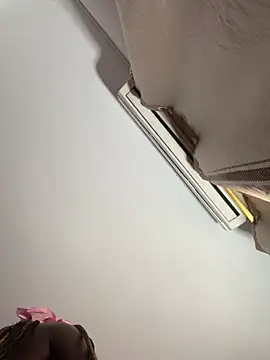 Snapshot of clhoe_miller1 chatting on December 17, 4:00 pm clhoe miller1 online show from December 17, 4:00 pm