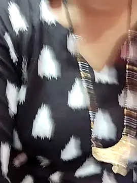 Urmila bhabhii online show from February 8, 11:44 am