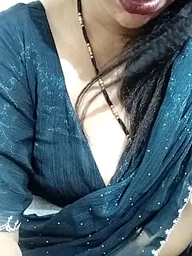 Urmila bhabhii online show from June 16, 4:26 am