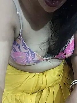 Urmila bhabhii online show from July 5, 4:30 am