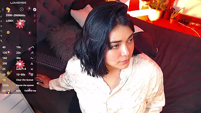 VictoriaMontero30000 online show from June 1, 12:01 am