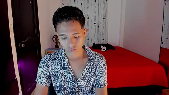 Snapshot of alessandro_wizard chatting on March 20, 9:24 pm alessandro wizard online show from March 20, 9:24 pm