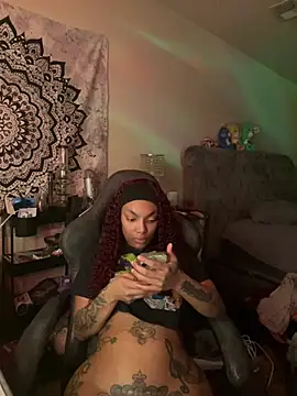 butterflybootyy online show from December 17, 8:12 am