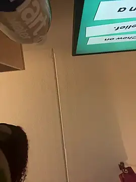 butterflybootyy online show from December 20, 2:52 am