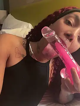 butterflybootyy online show from December 20, 5:57 am