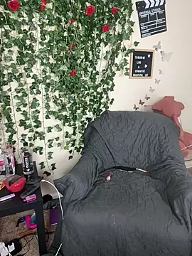 butterflybootyy online show from February 26, 2:59 am