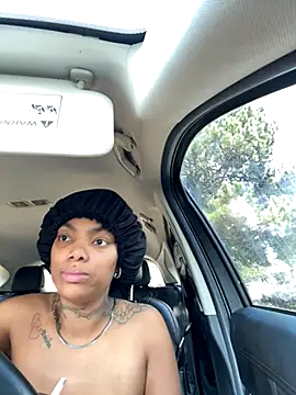 butterflybootyy online show from September 21, 5:25 pm